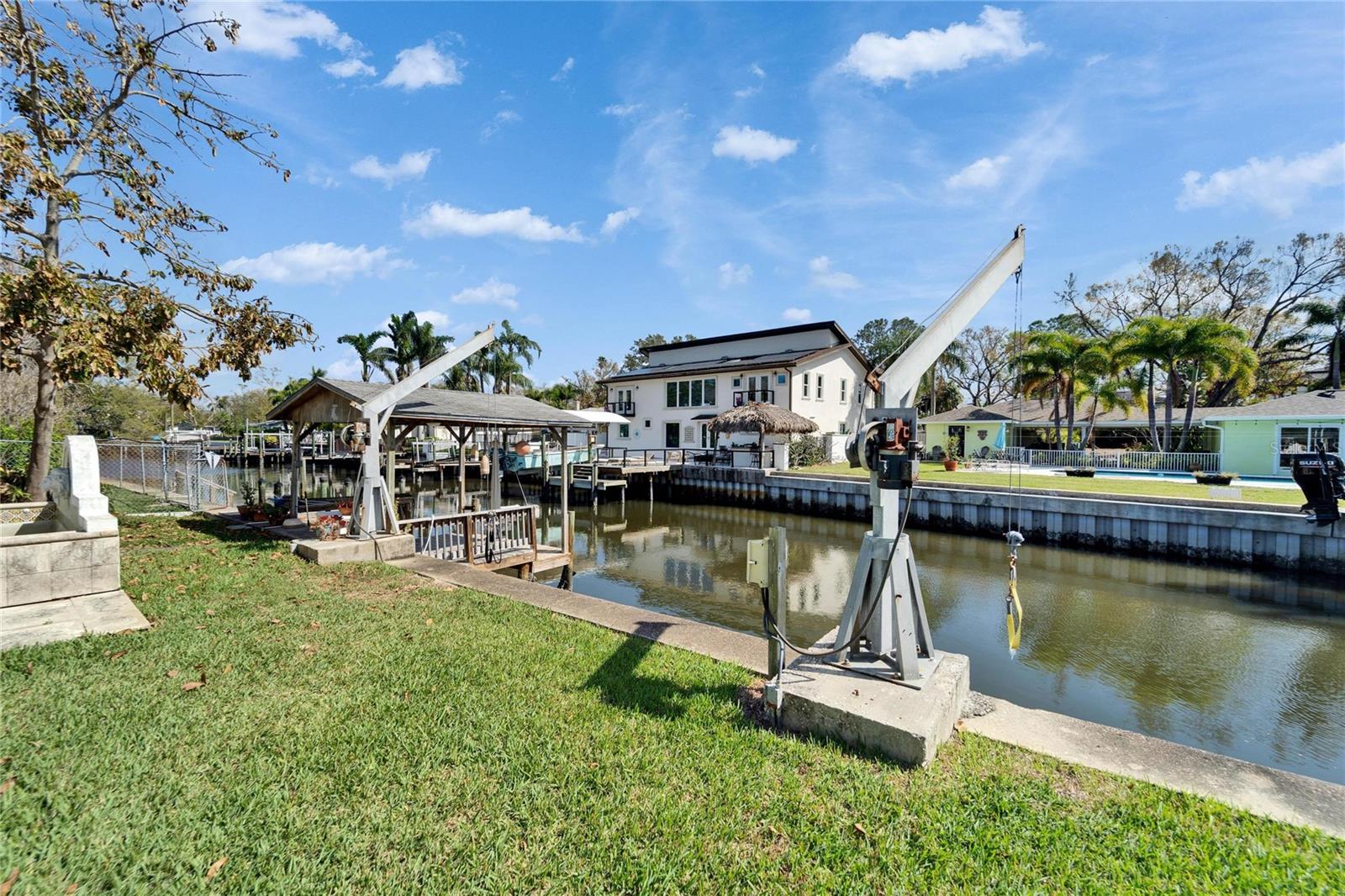 547 SUWANEE CIR, TAMPA, FL, 33606