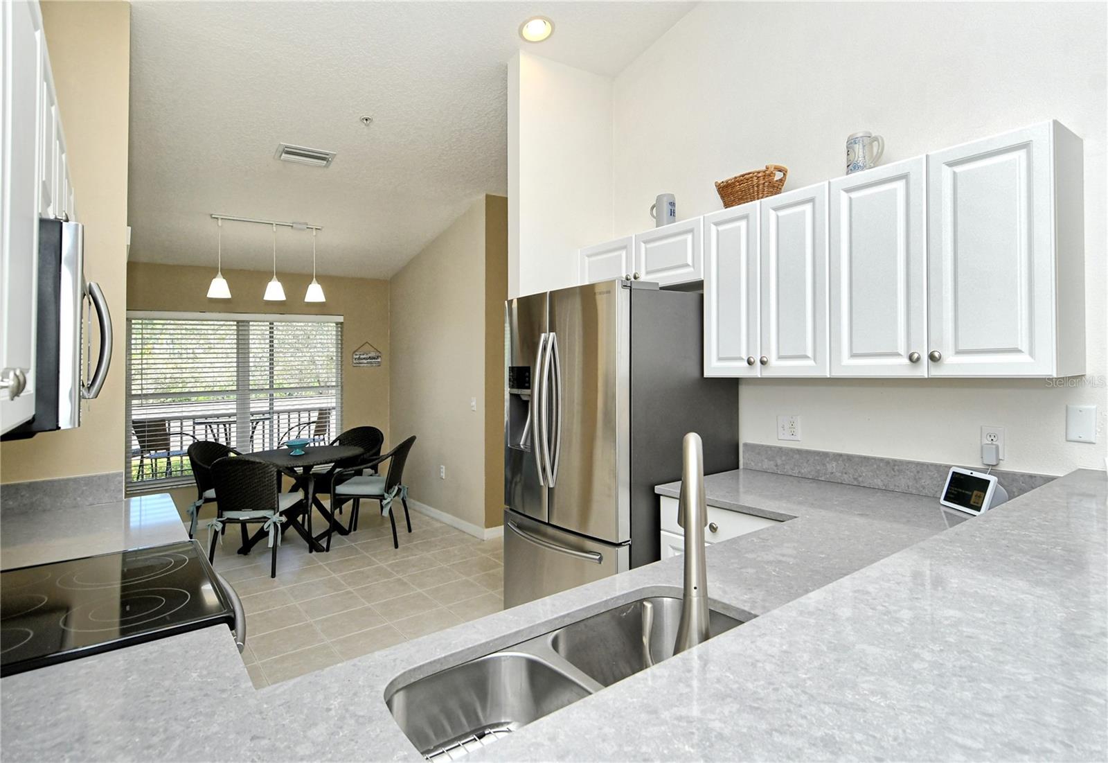 A4641046 Property Photo