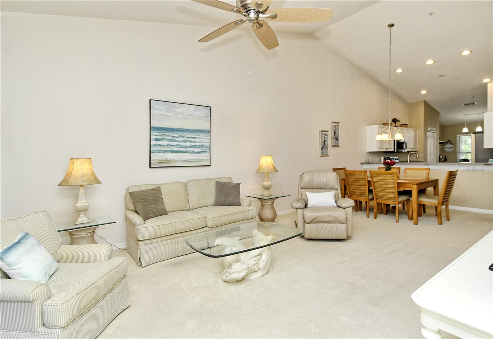 A4641046 Property Photo