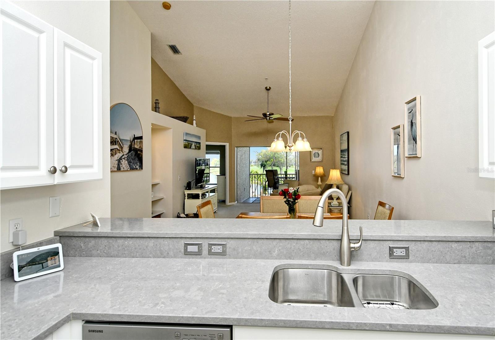 A4641046 Property Photo