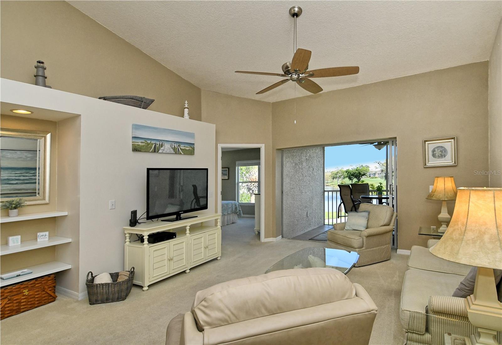 A4641046 Property Photo
