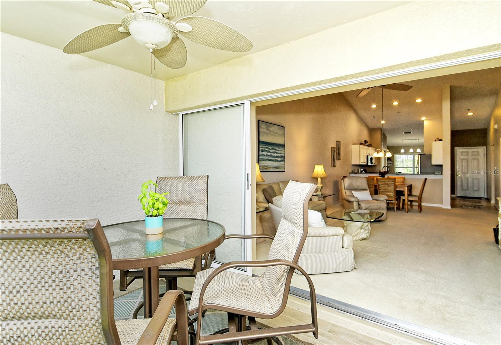 A4641046 Property Photo