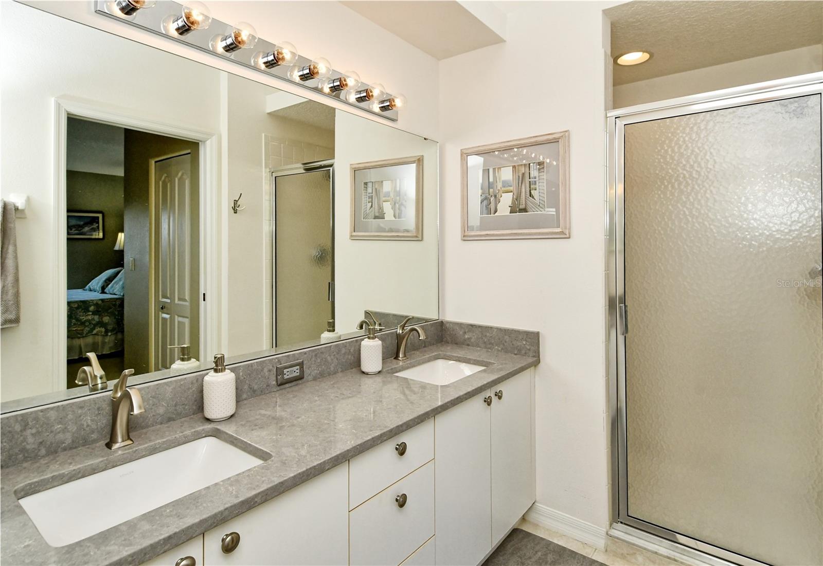 A4641046 Property Photo