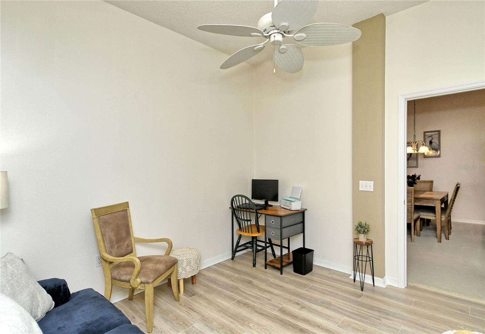 A4641046 Property Photo