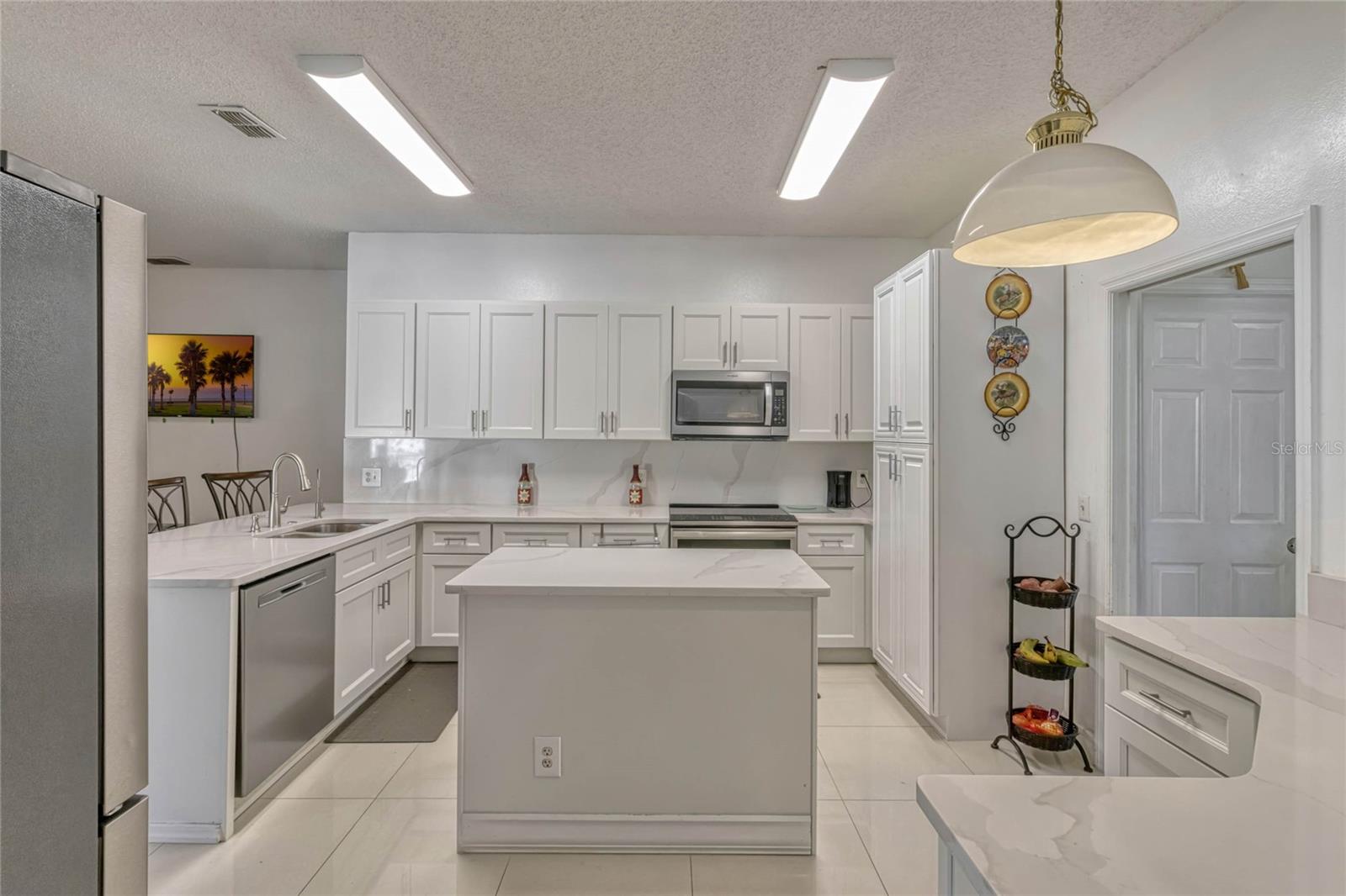 372 AYLESBURY CT, KISSIMMEE, FL, 34758