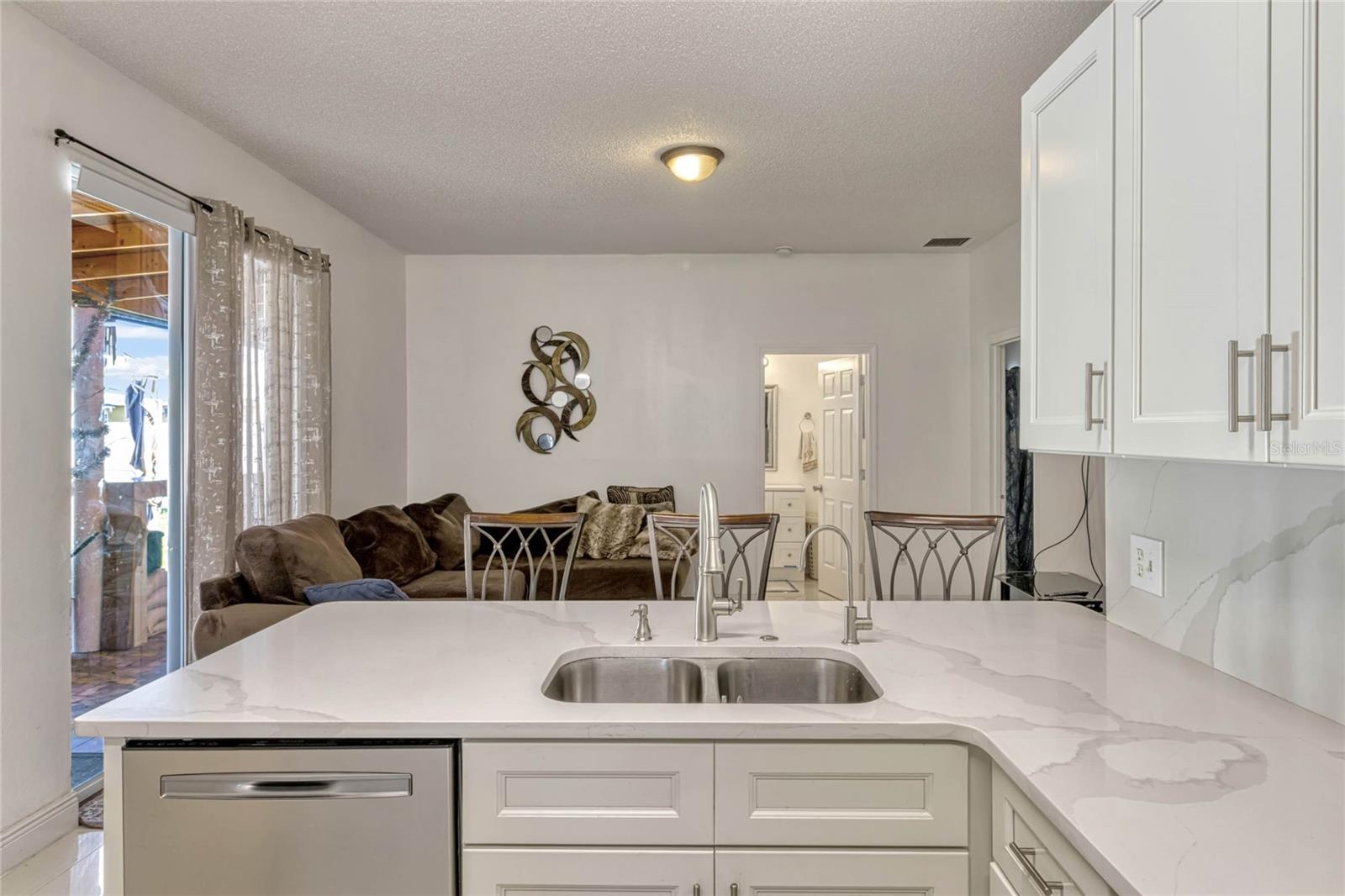 372 AYLESBURY CT, KISSIMMEE, FL, 34758