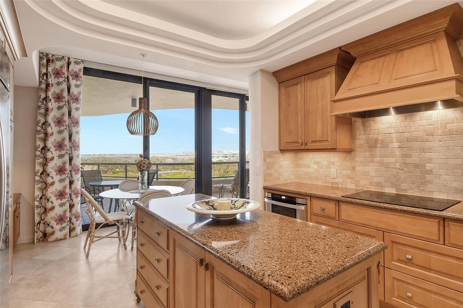 415 L AMBIANCE DR #D606, LONGBOAT KEY, FL, 34228
