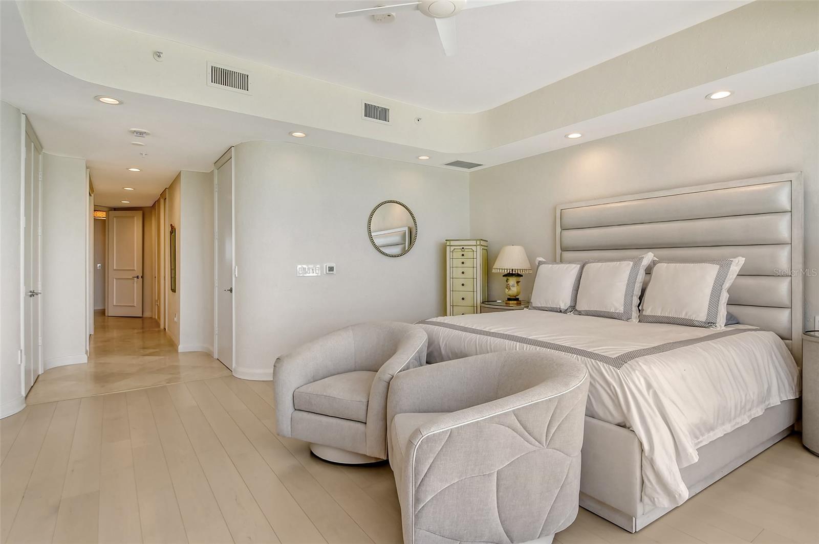 415 L AMBIANCE DR #D606, LONGBOAT KEY, FL, 34228
