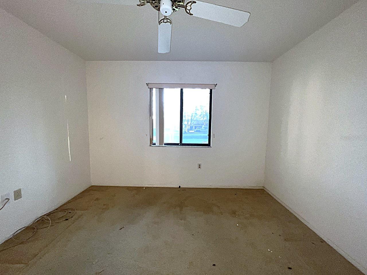 W7872601 Property Photo