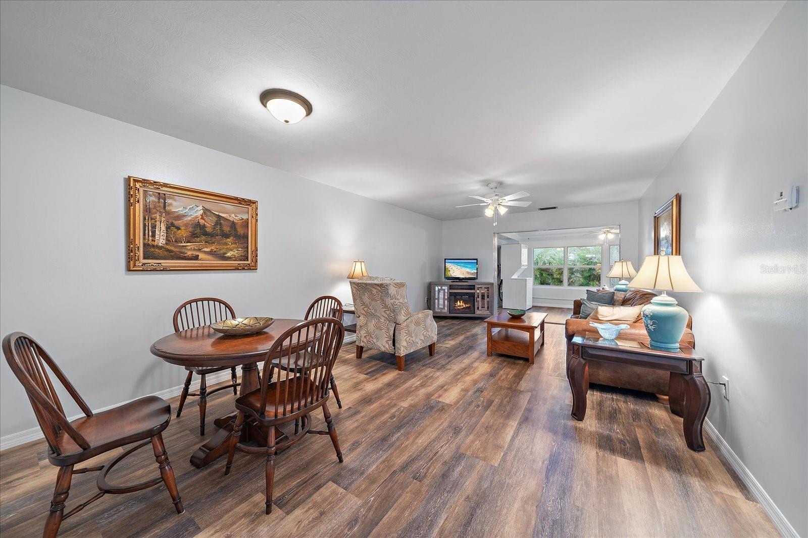 1703 BAL HARBOUR DR #2, VENICE, FL, 34293