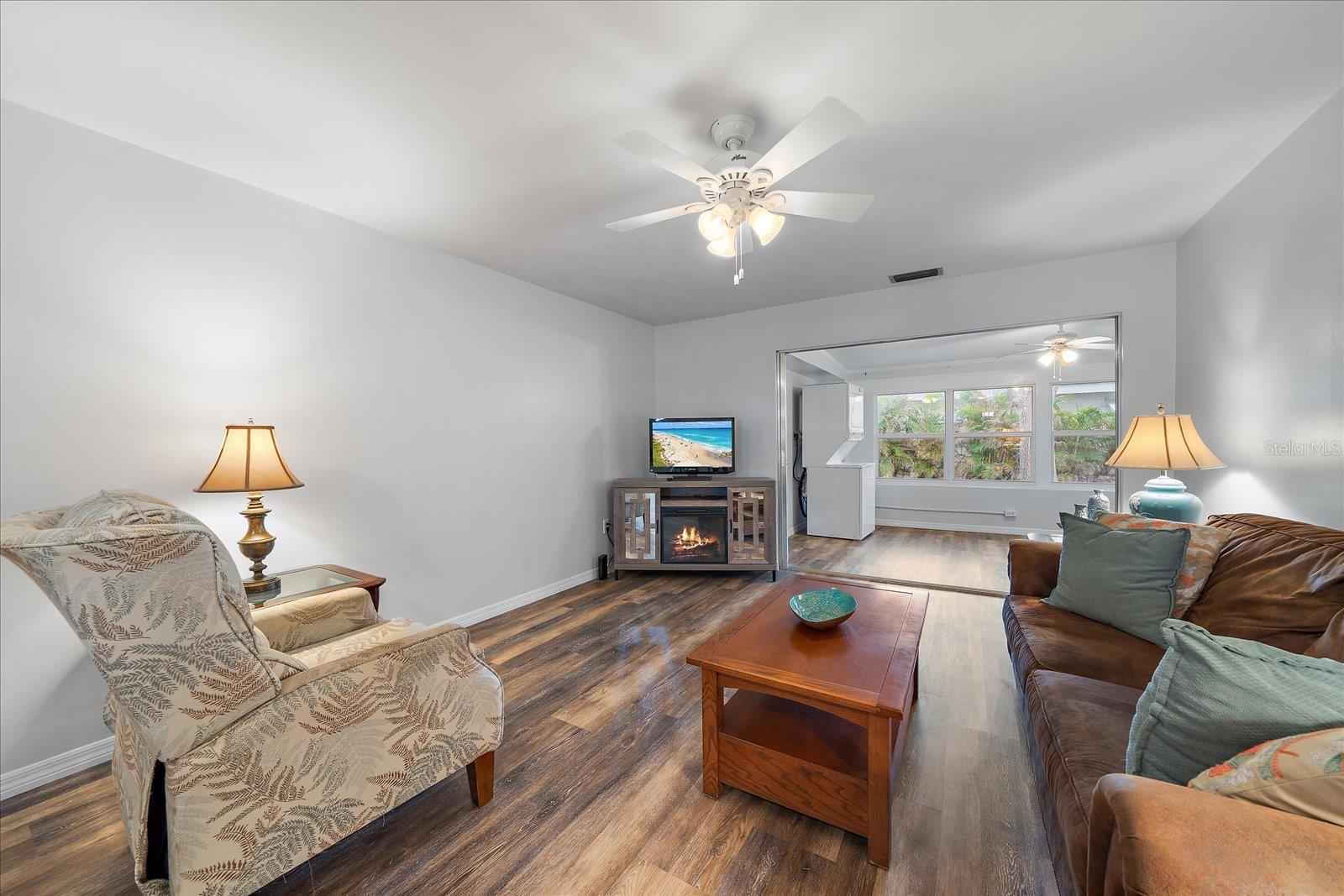 1703 BAL HARBOUR DR #2, VENICE, FL, 34293