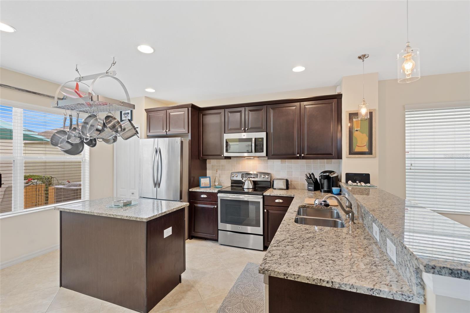 12492 SHIMMERING OAK CIR, VENICE, FL, 34293