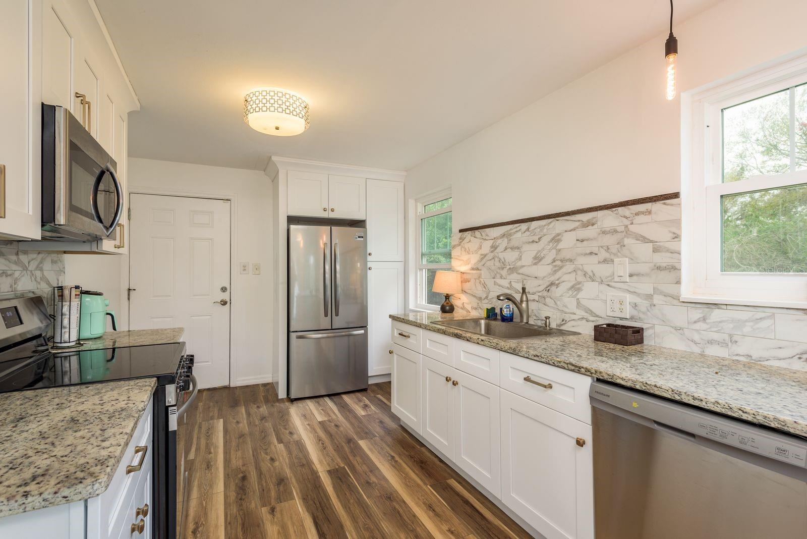1777 APACHE TRL, CLEARWATER, FL, 33755