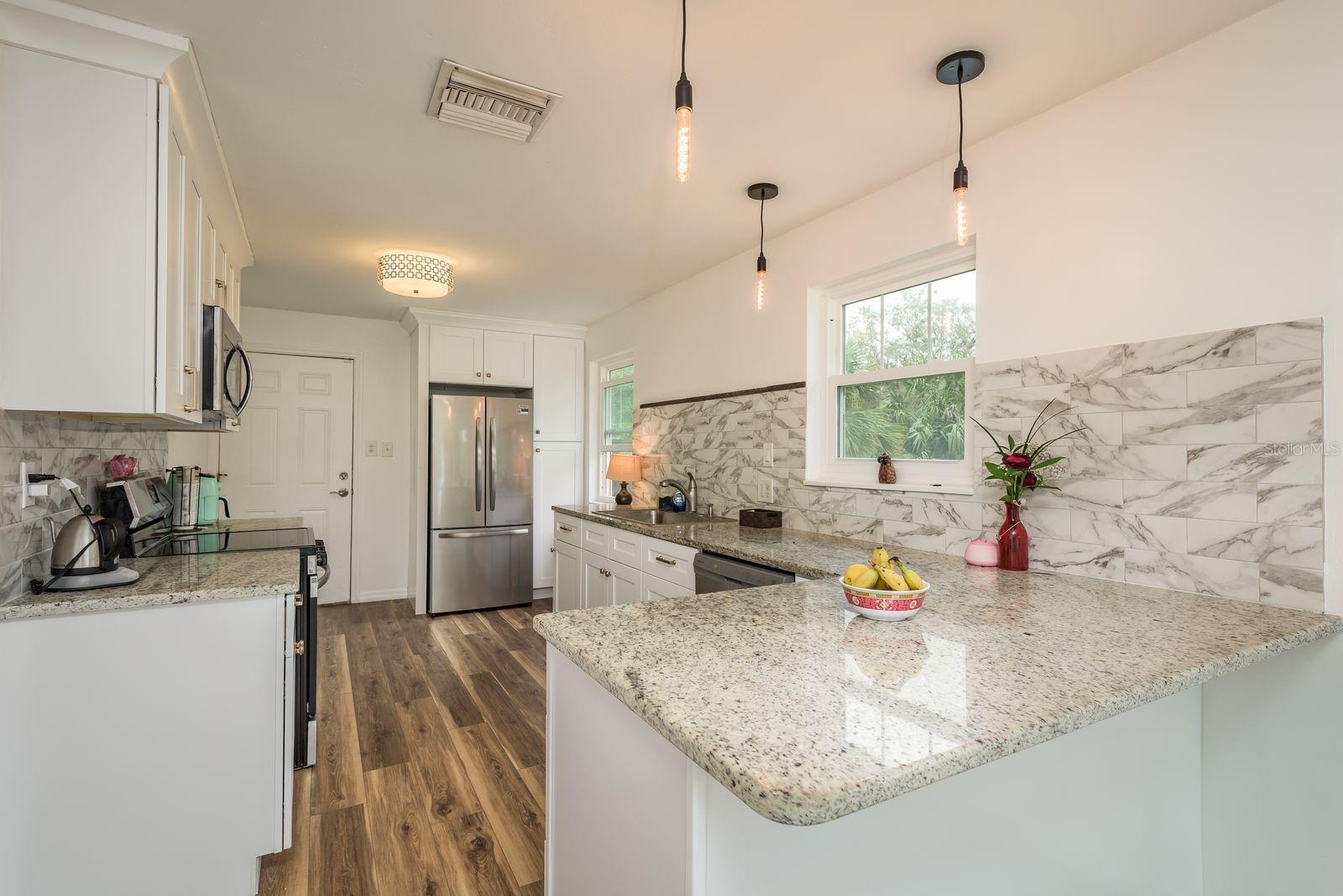 1777 APACHE TRL, CLEARWATER, FL, 33755