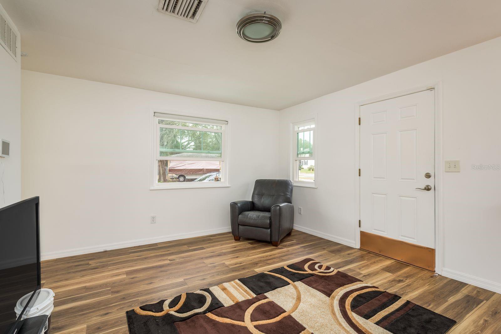 1777 APACHE TRL, CLEARWATER, FL, 33755