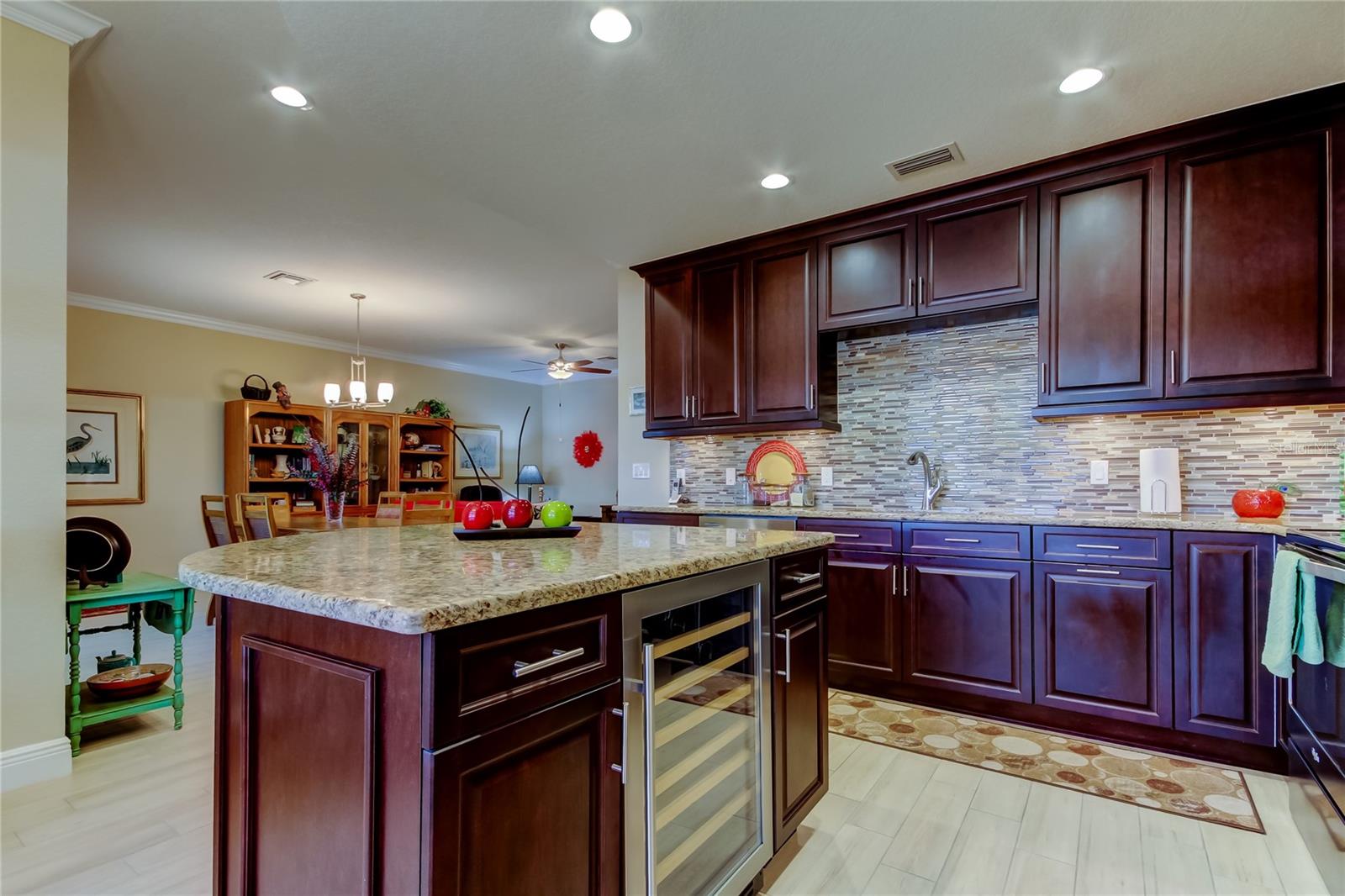757 DATE PALM LANE, ST PETERSBURG, FL, 33707
