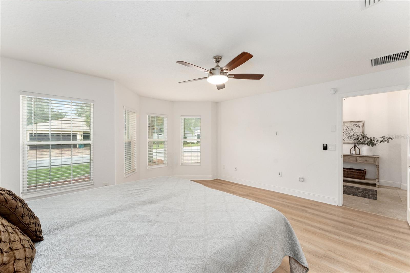 10396 SILVER MAPLE AVE, OXFORD, FL, 34484