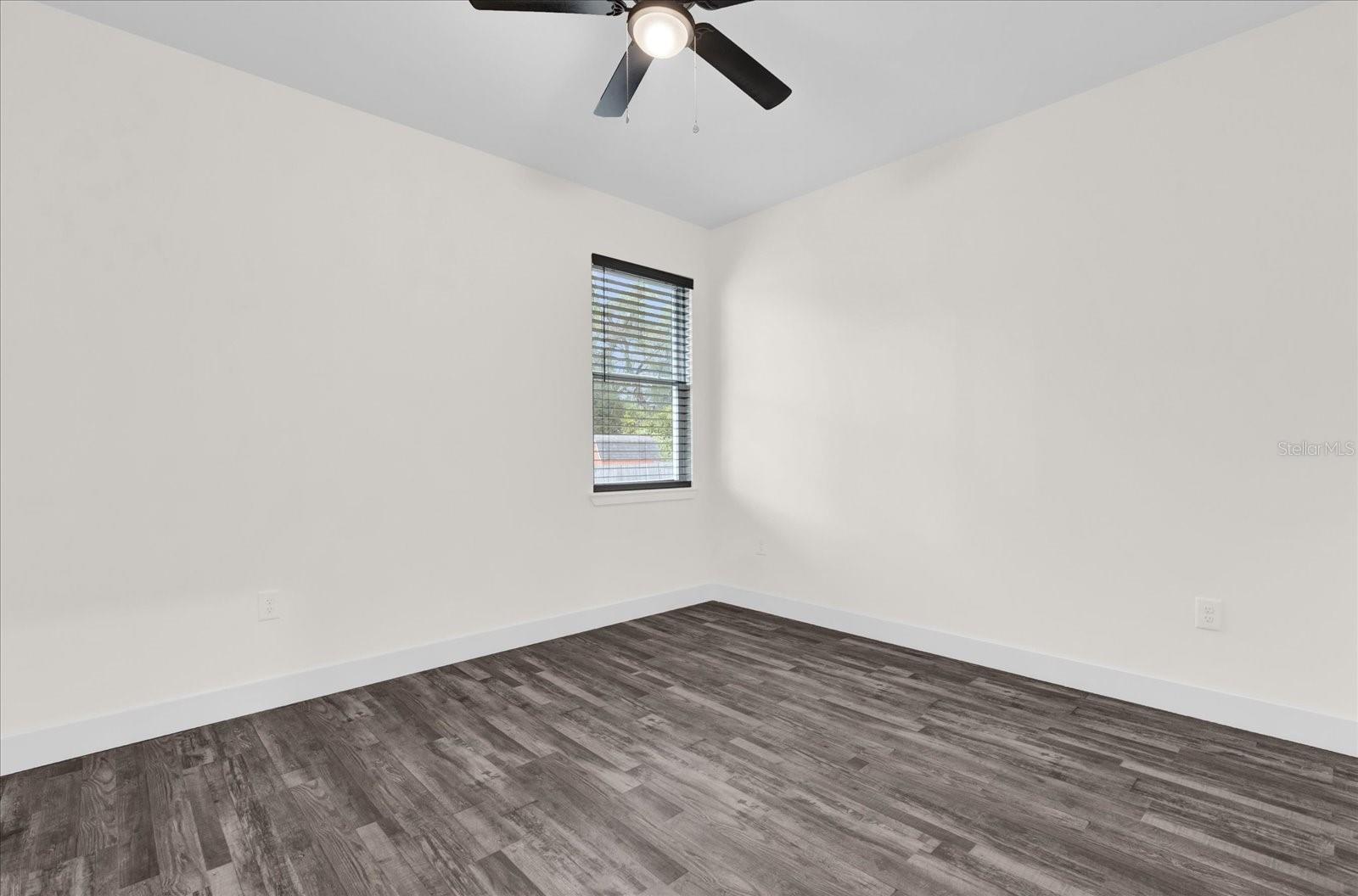 26 S THOMPSON RD, APOPKA, FL, 32703