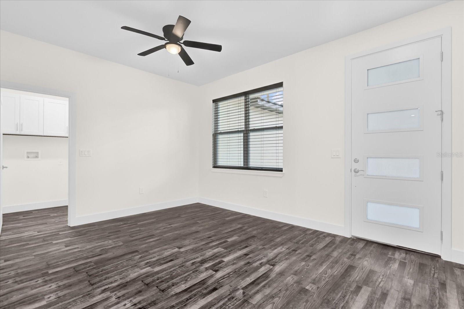 26 S THOMPSON RD, APOPKA, FL, 32703