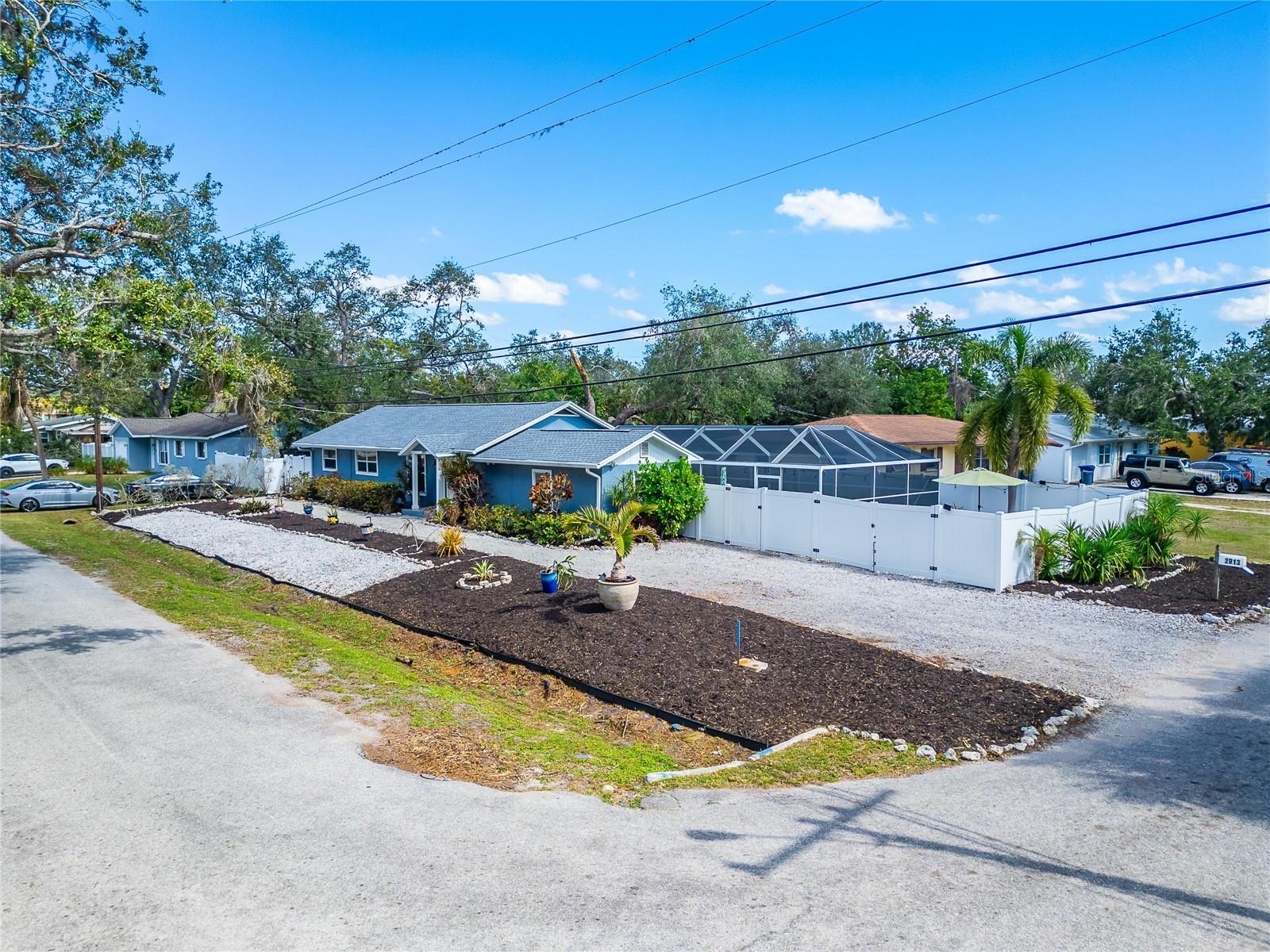 2913 WILLIAMSBURG ST, SARASOTA, FL, 34231