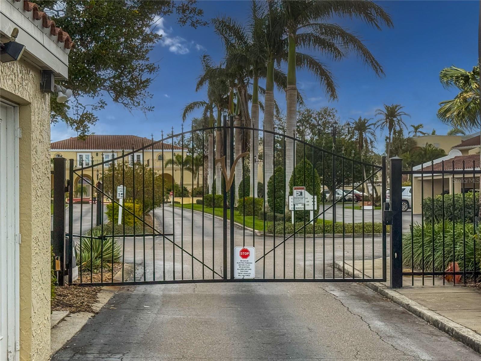 6101 34TH ST W #33D, BRADENTON, FL, 34210