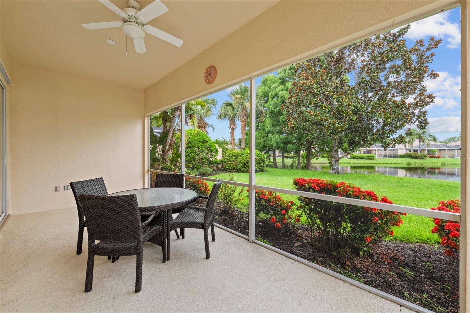 A4641083 Property Photo