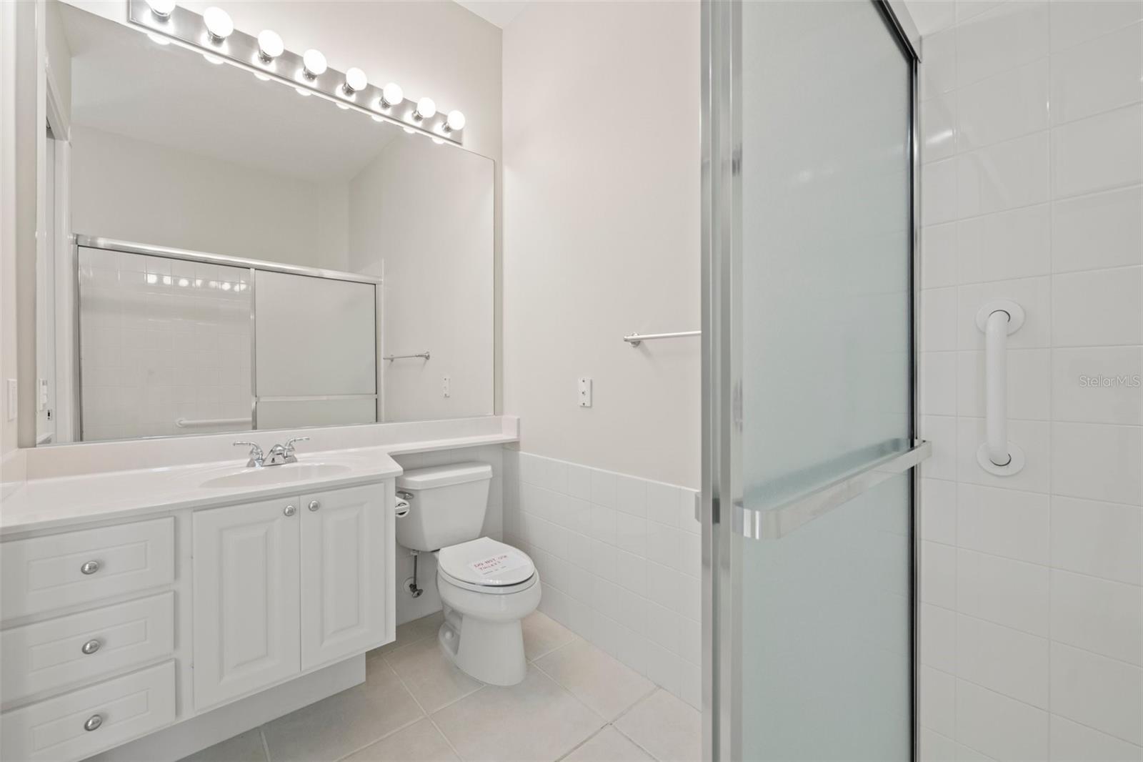 A4641083 Property Photo