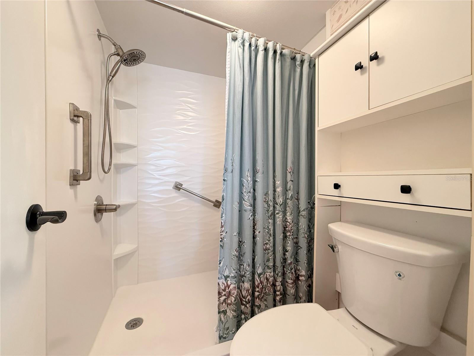 9000 COMMODORE DR #302, SEMINOLE, FL, 33776