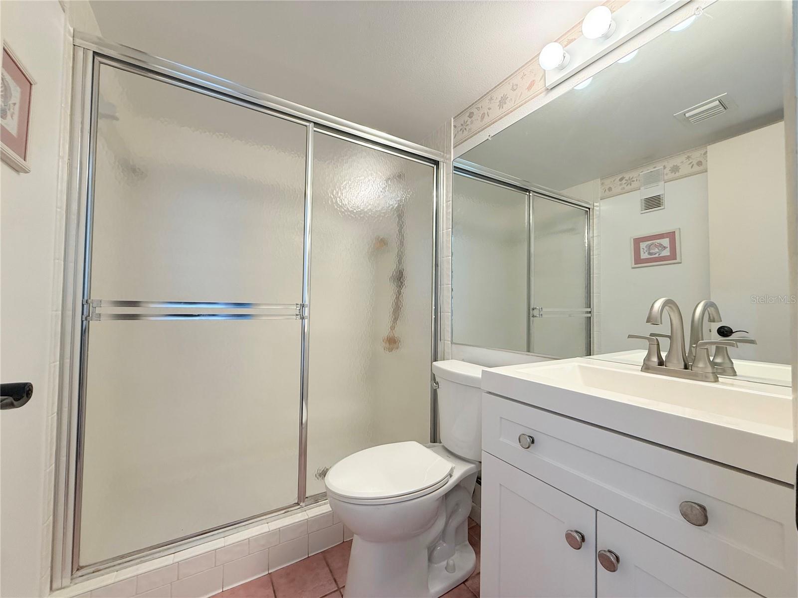 9000 COMMODORE DR #302, SEMINOLE, FL, 33776