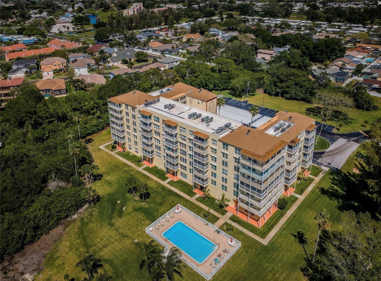 9000 COMMODORE DR #302, SEMINOLE, FL, 33776