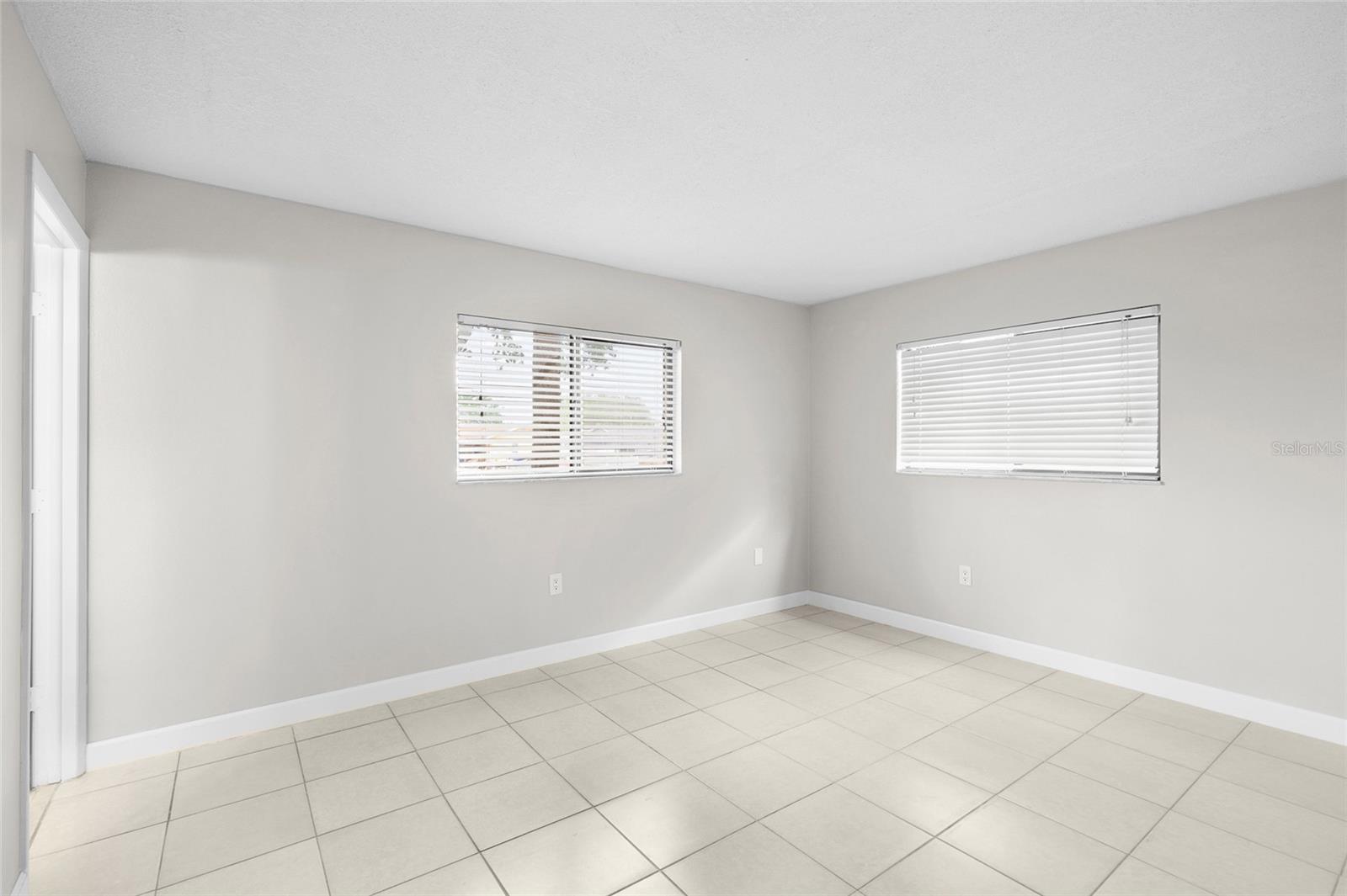 5618 BAYWATER DR #5618, TAMPA, FL, 33615