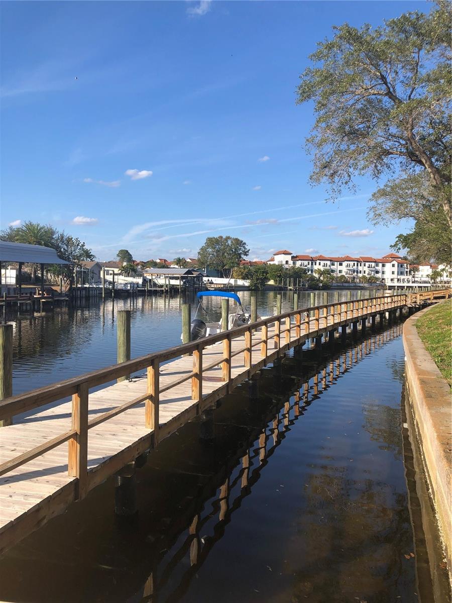 5618 BAYWATER DR #5618, TAMPA, FL, 33615