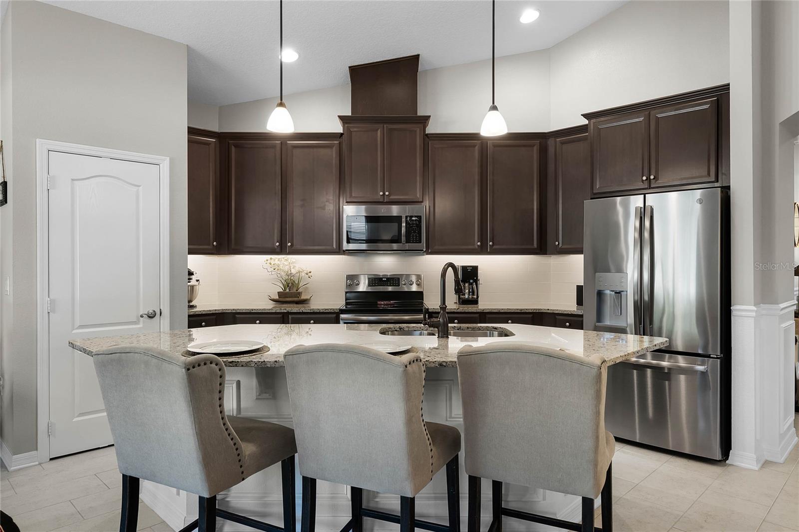 1112 NARCOOSSEE DEL SOL BLVD, ST CLOUD, FL, 34771