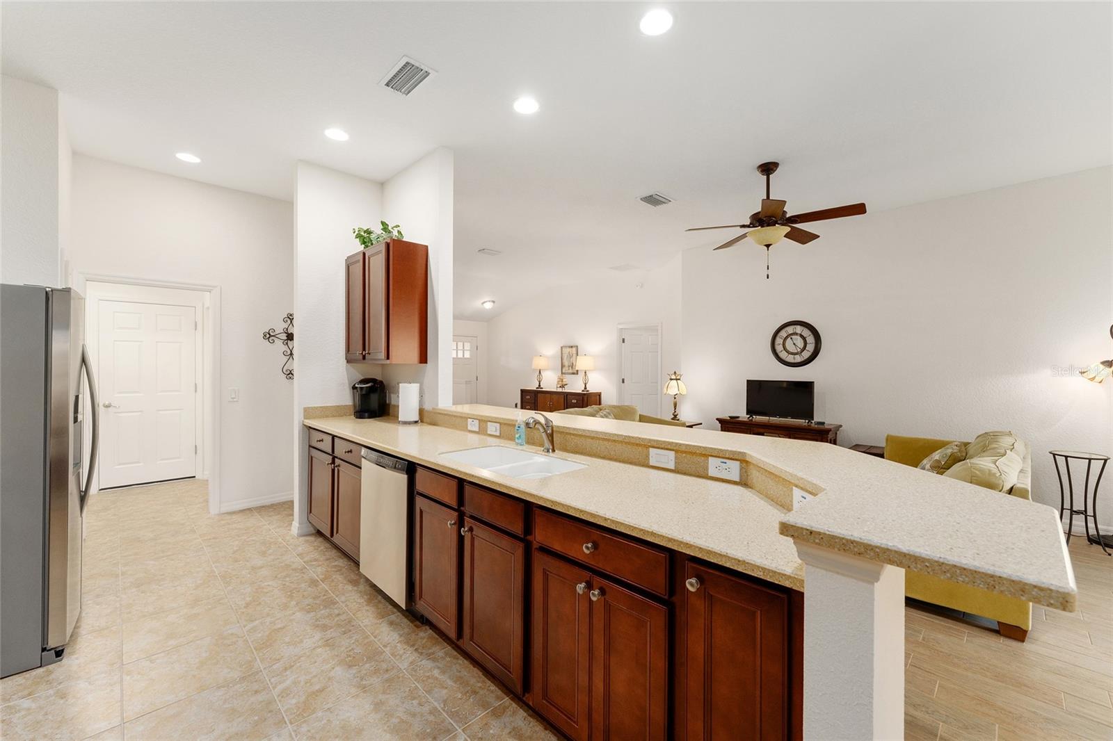 10105 KETCH KAY LN, OXFORD, FL, 34484