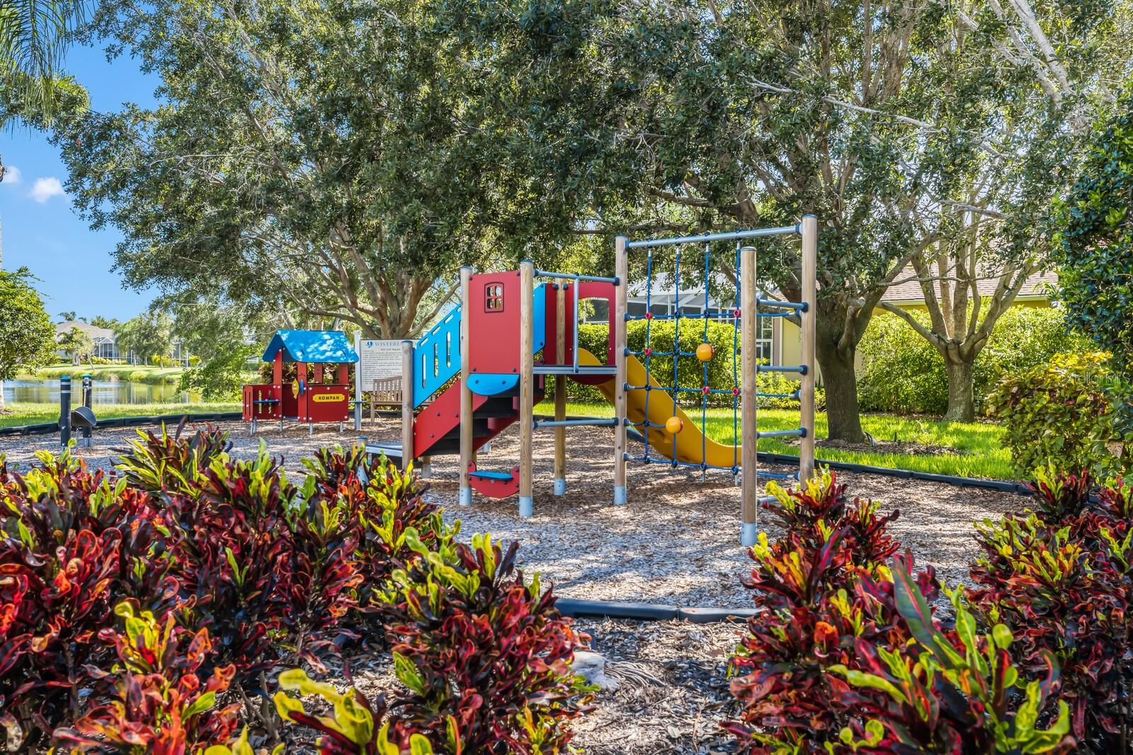 8803 18TH AVE NW, BRADENTON, FL, 34209