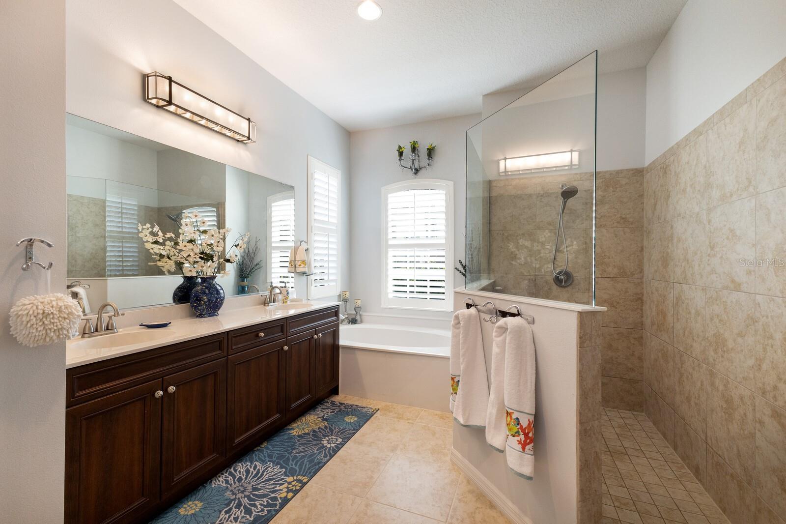 8803 18TH AVE NW, BRADENTON, FL, 34209