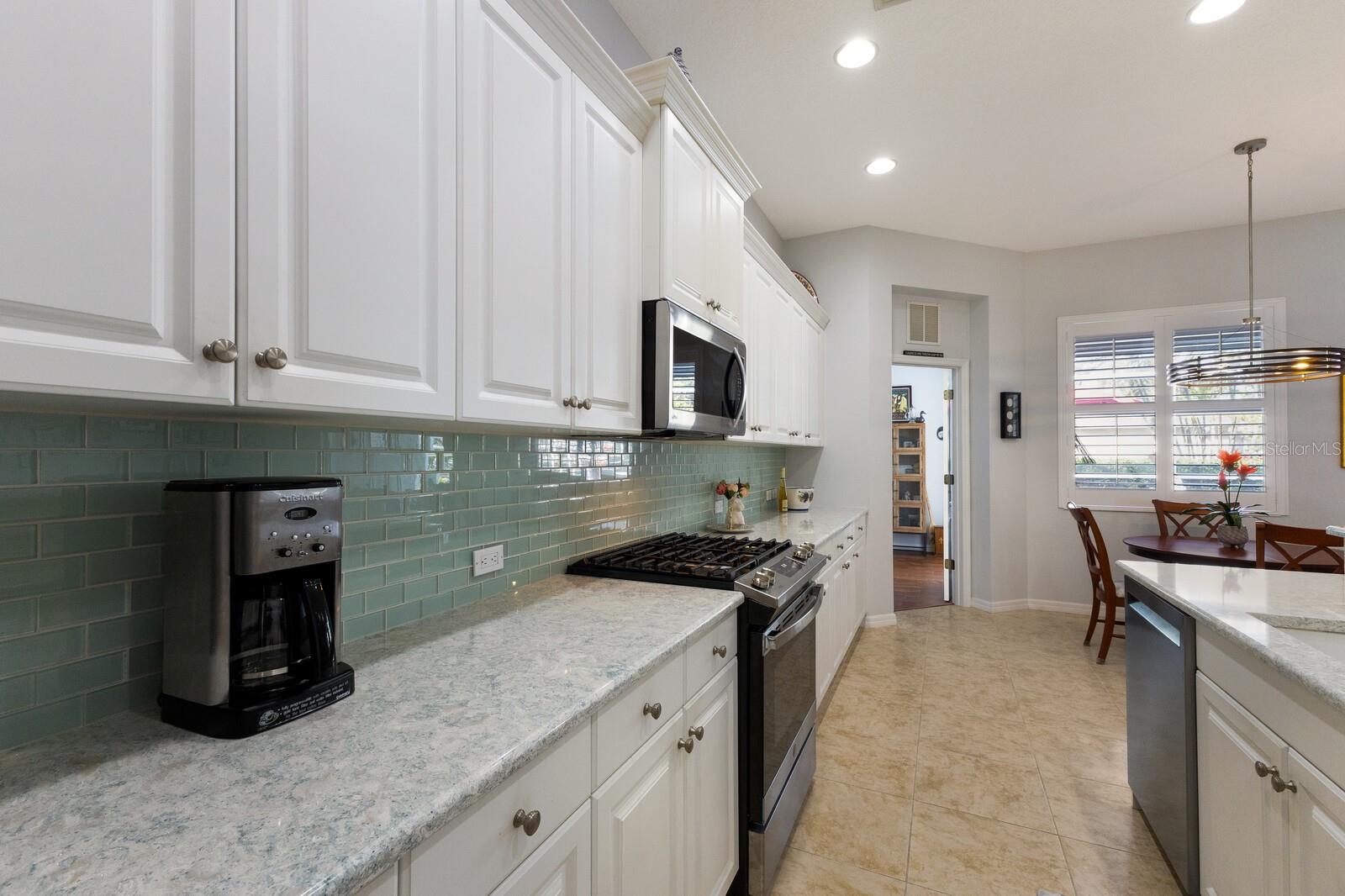 8803 18TH AVE NW, BRADENTON, FL, 34209