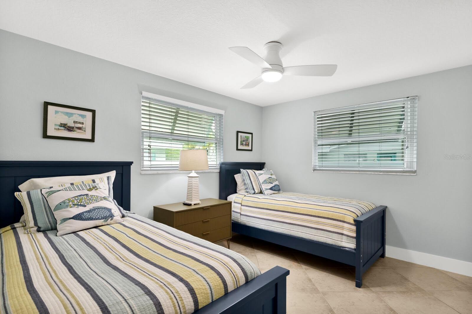 6201 HOLMES BLVD, HOLMES BEACH, FL, 34217