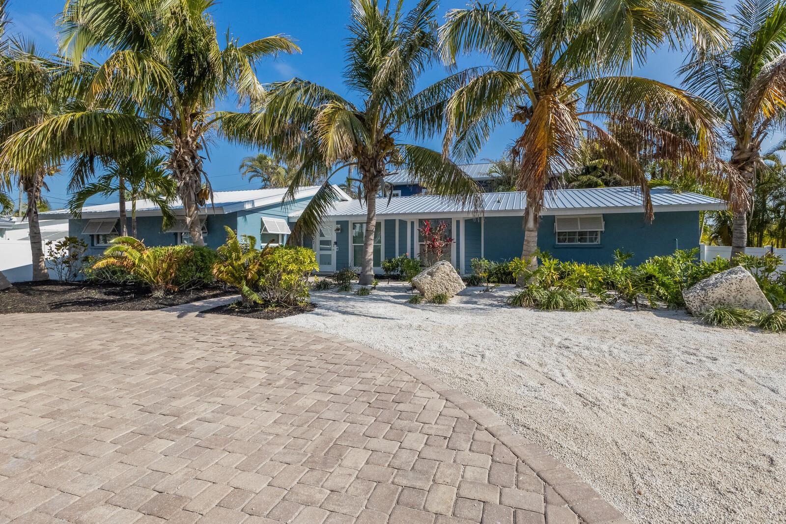 6201 HOLMES BLVD, HOLMES BEACH, FL, 34217