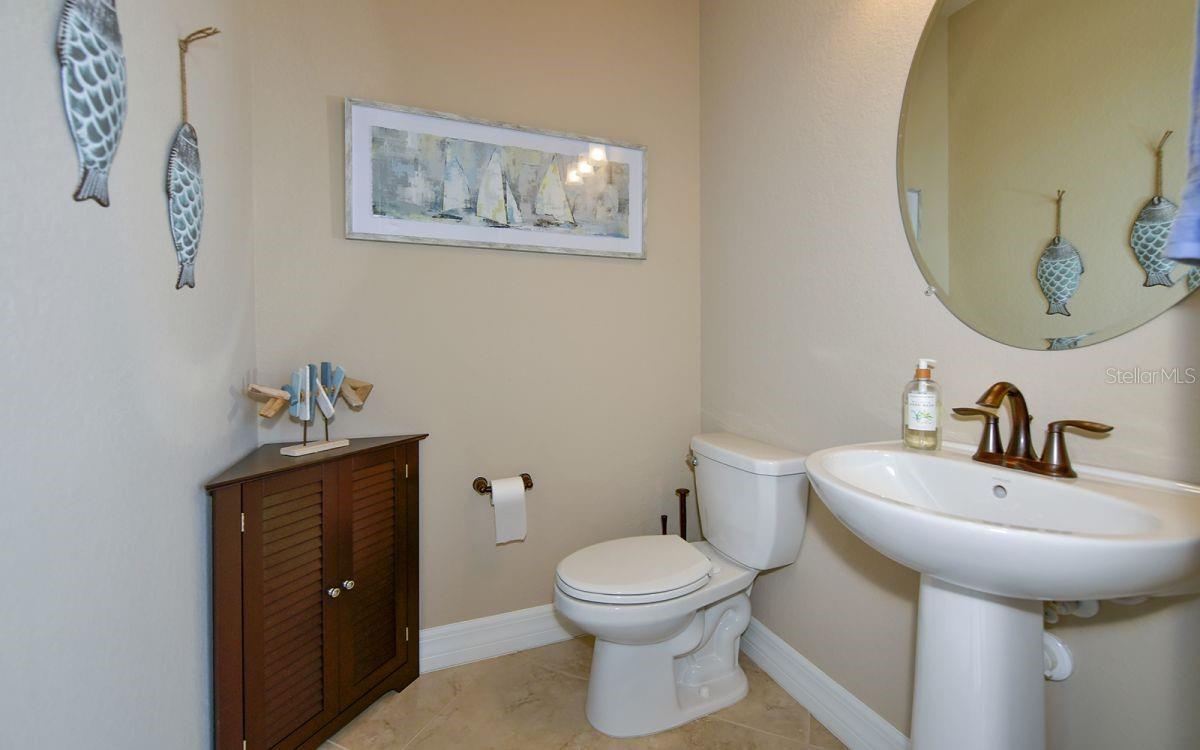 5930 CESSNA RUN, BRADENTON, FL, 34211