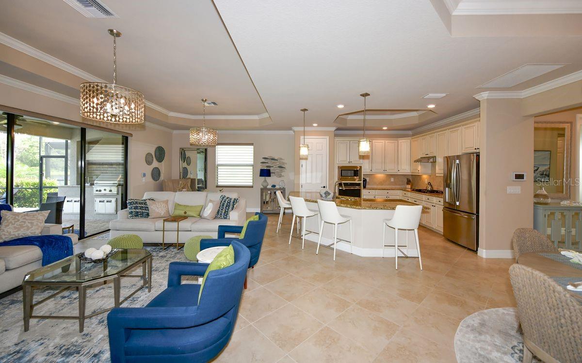 5930 CESSNA RUN, BRADENTON, FL, 34211