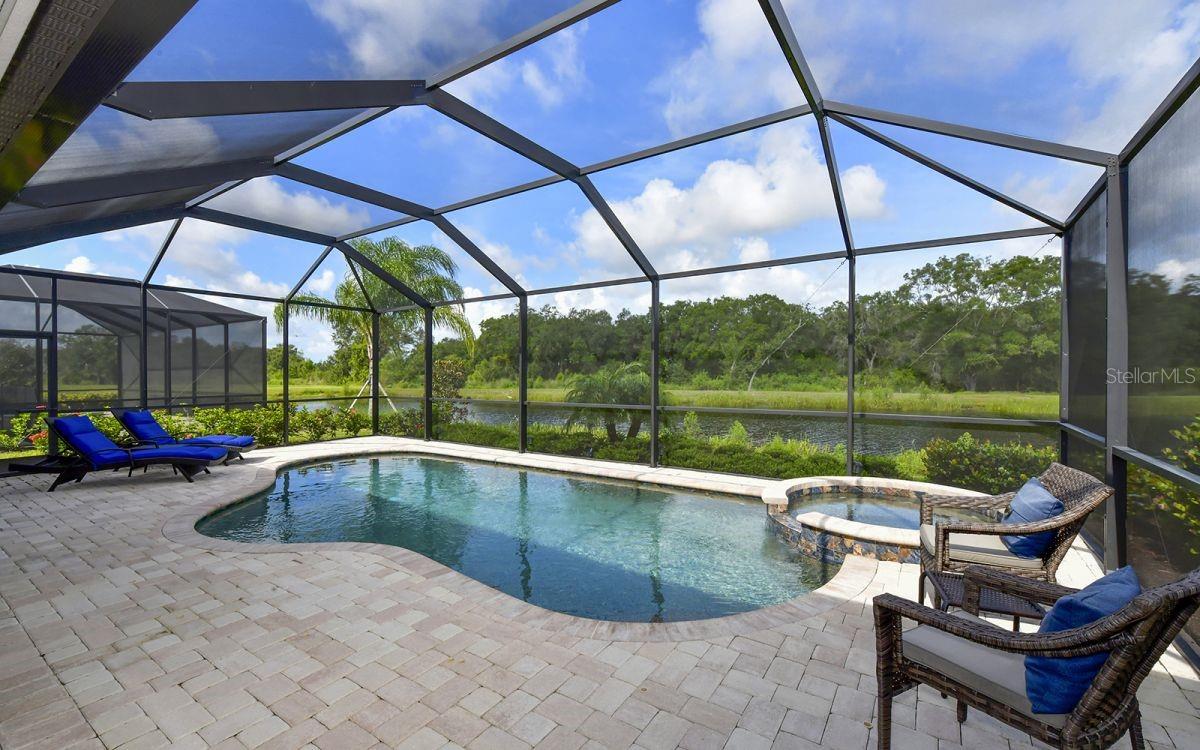 5930 CESSNA RUN, BRADENTON, FL, 34211