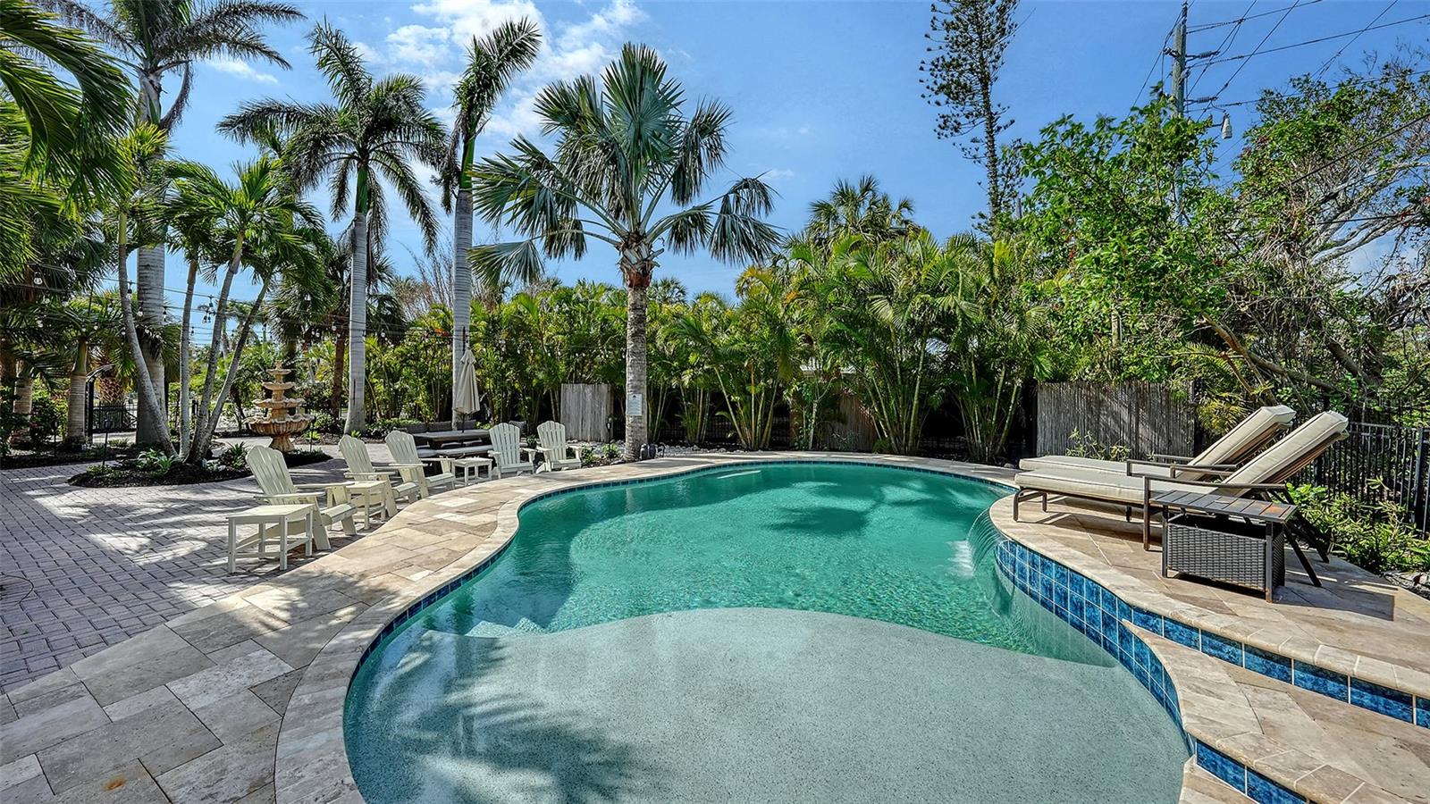 601 AVENIDA DE MAYO, SARASOTA, FL, 34242