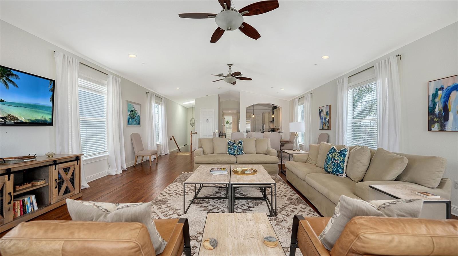601 AVENIDA DE MAYO, SARASOTA, FL, 34242