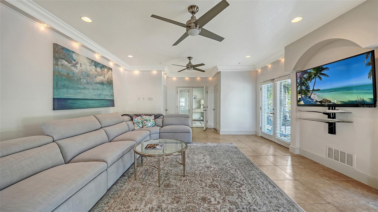 601 AVENIDA DE MAYO, SARASOTA, FL, 34242