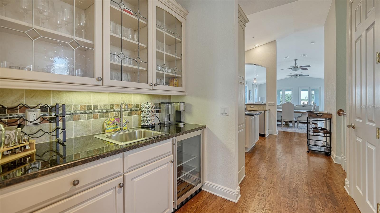 601 AVENIDA DE MAYO, SARASOTA, FL, 34242