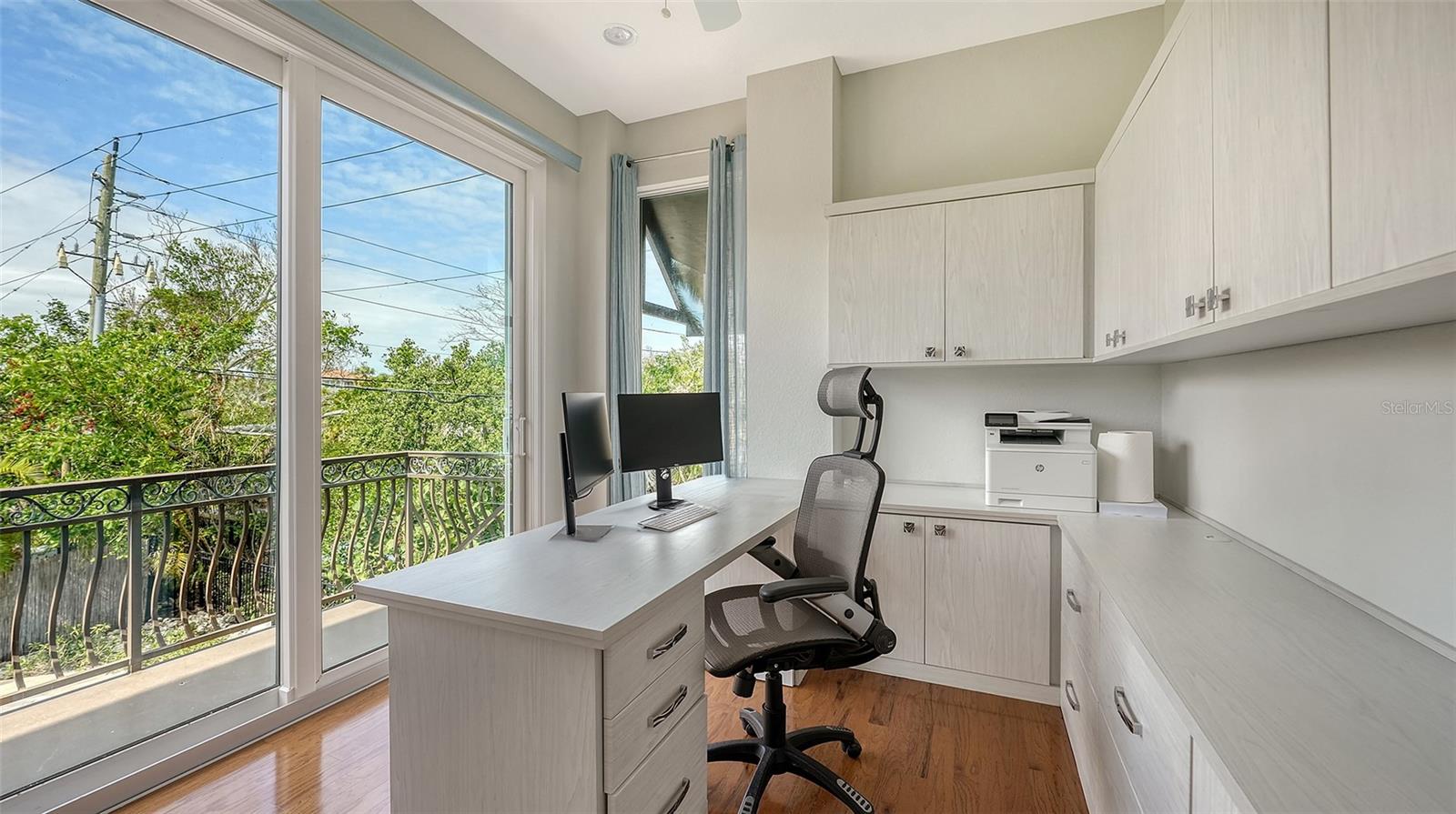 601 AVENIDA DE MAYO, SARASOTA, FL, 34242
