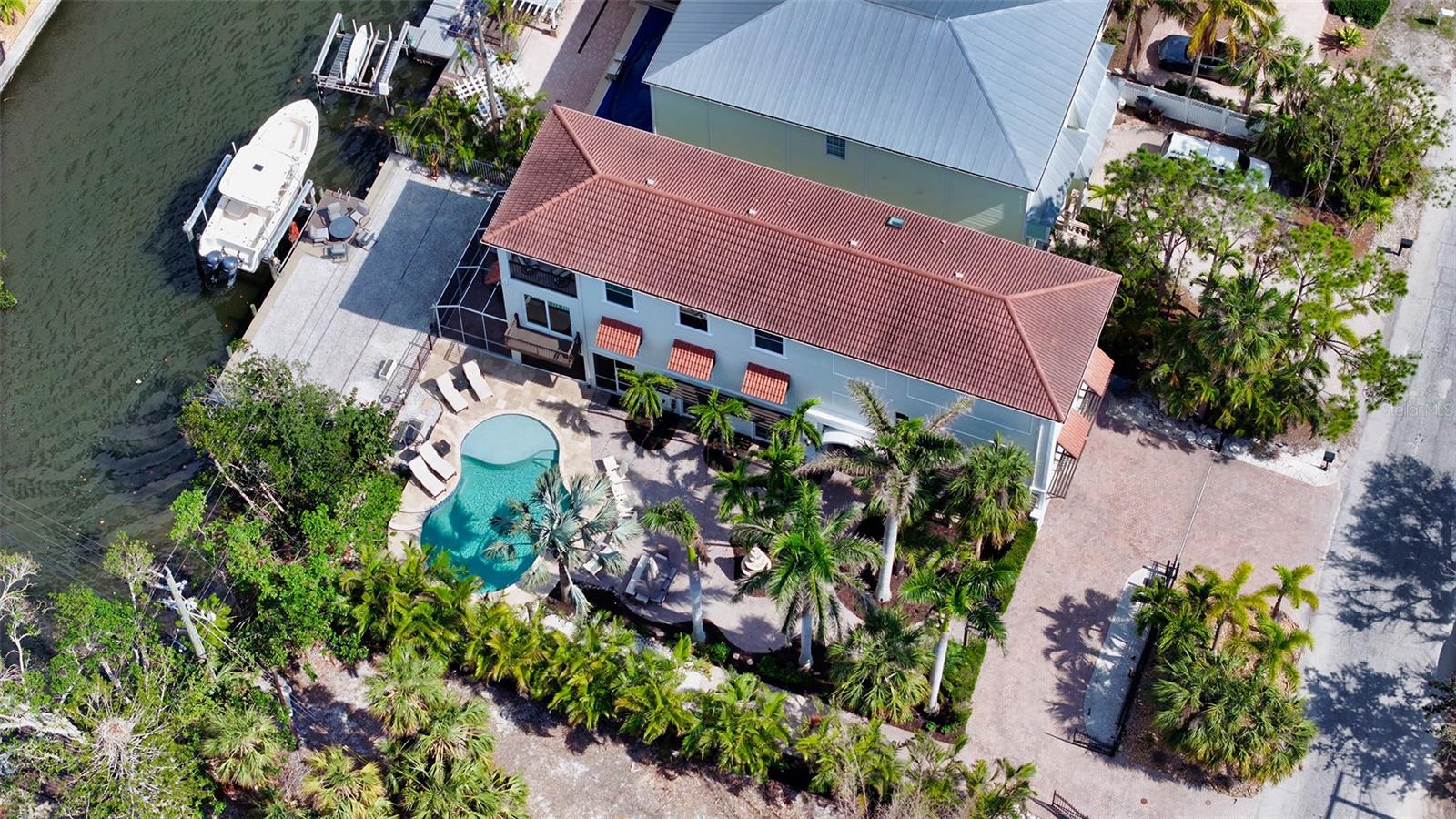 601 AVENIDA DE MAYO, SARASOTA, FL, 34242