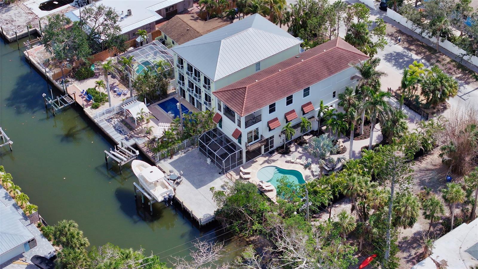 601 AVENIDA DE MAYO, SARASOTA, FL, 34242
