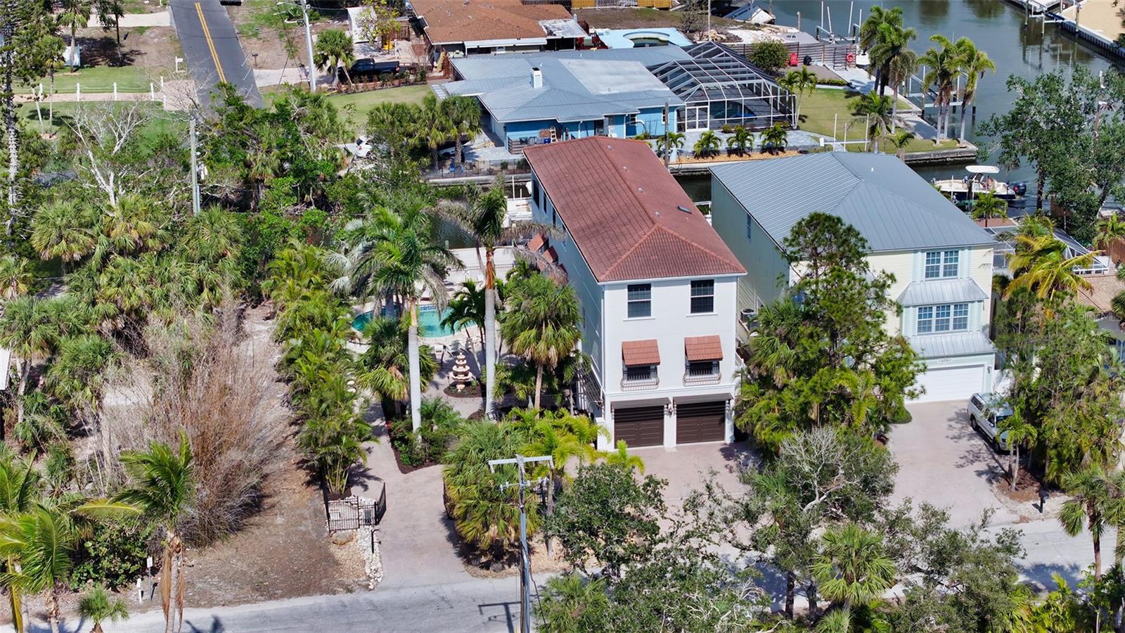 601 AVENIDA DE MAYO, SARASOTA, FL, 34242